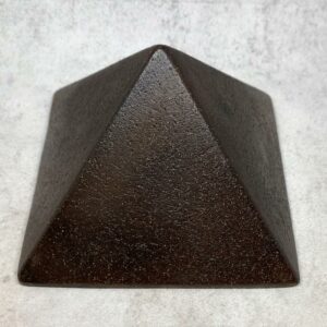 pyramide souhaits - Pyramide énergétique en céramique - Pyramide énergétique (côté 14 cm) grès naturel