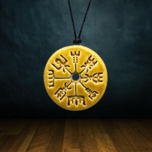 Pendentif viking vegvisir protecteur en céramique
