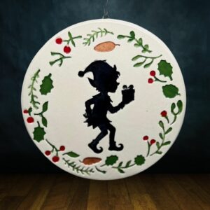 amulette de Noel - lutin des joyeux présages, en céramique